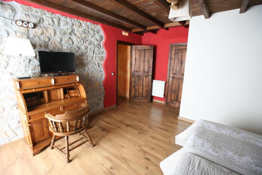 El Conventu Del Asturcon Casa de hóspedes Lago  Quarto foto