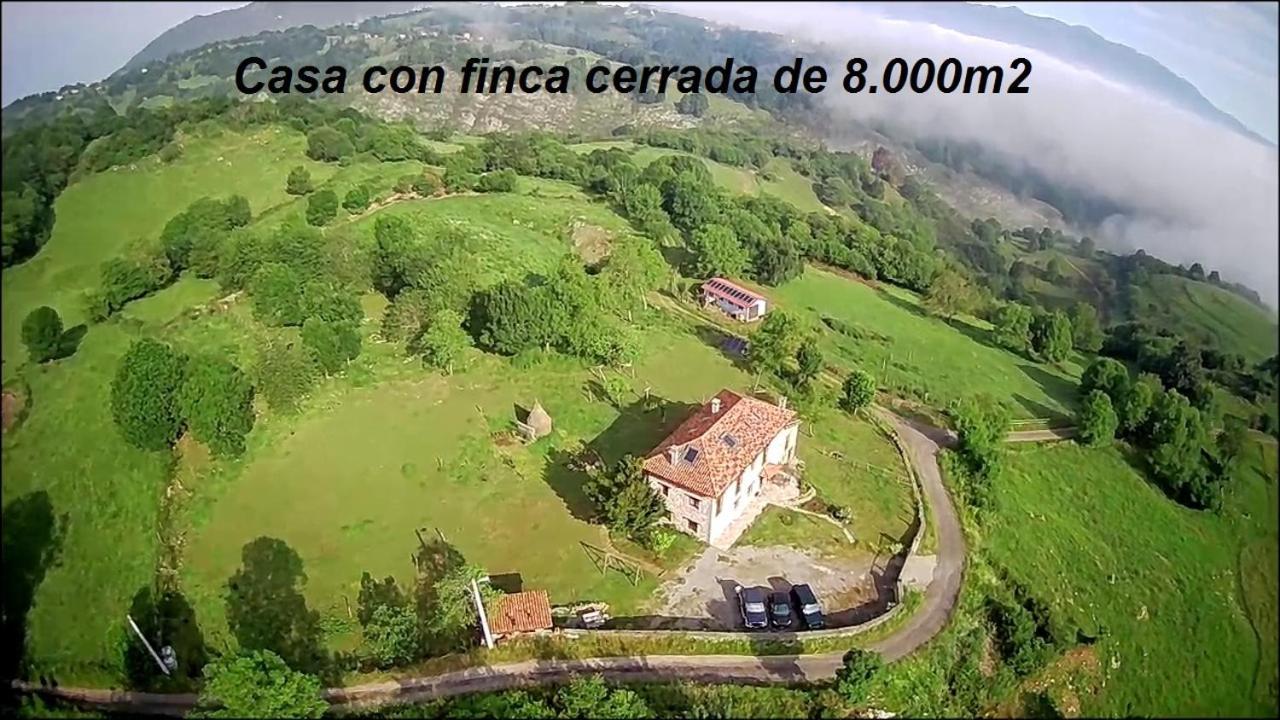 El Conventu Del Asturcon Casa de hóspedes Lago  Exterior foto